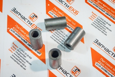 3945252 Монтажная проставка (втулка болта коллектора) SPACER MOUNTING Cummins